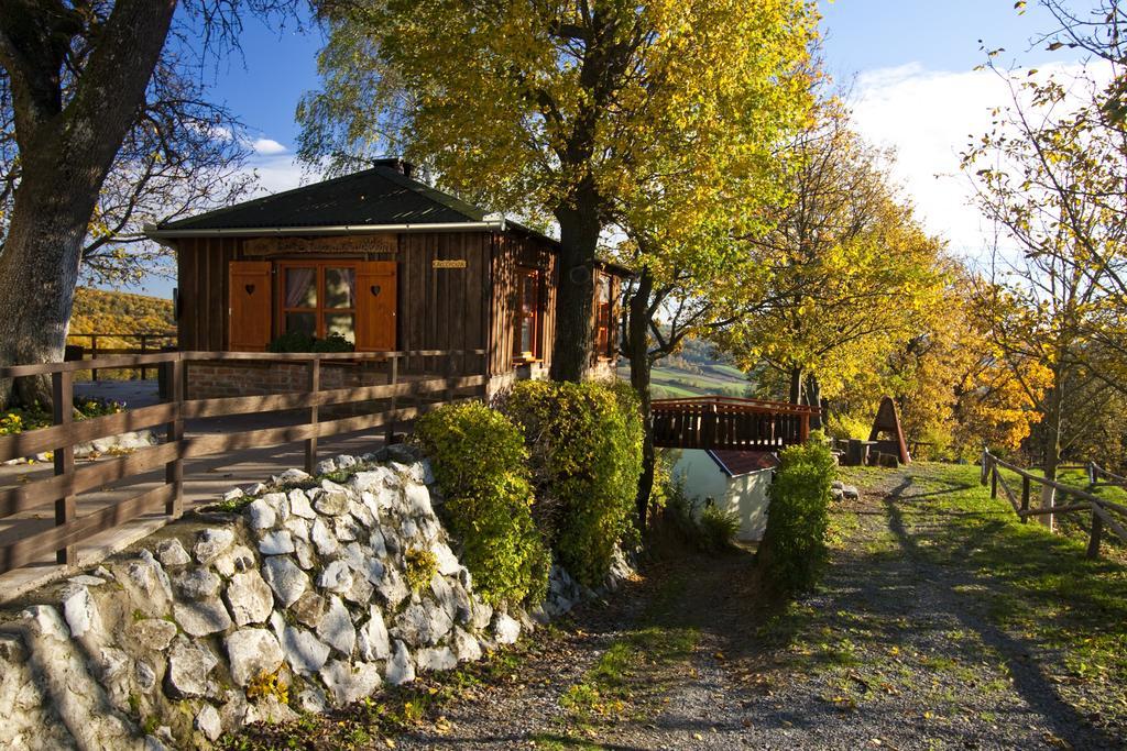 Country House Na Malenom Brijegu Belovár Szoba fotó
